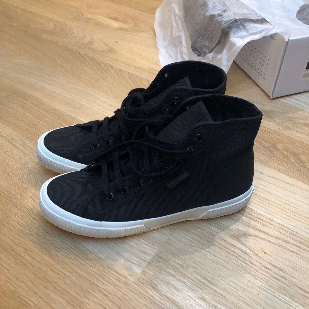 NIB Superga Black Canvas Hi-Top Sneakers